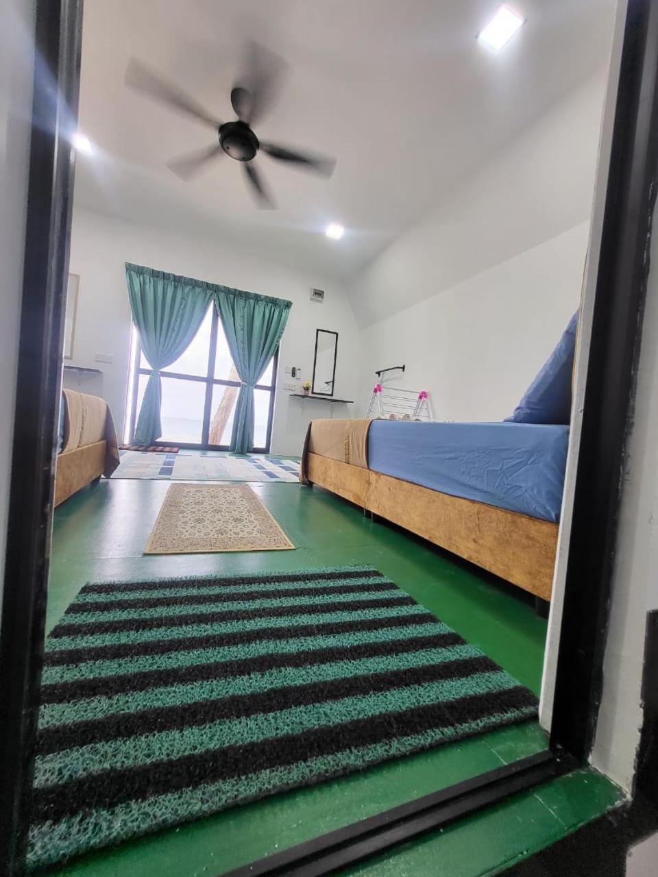 Dewati Roomstay B&B Lang Tengah エクステリア 写真