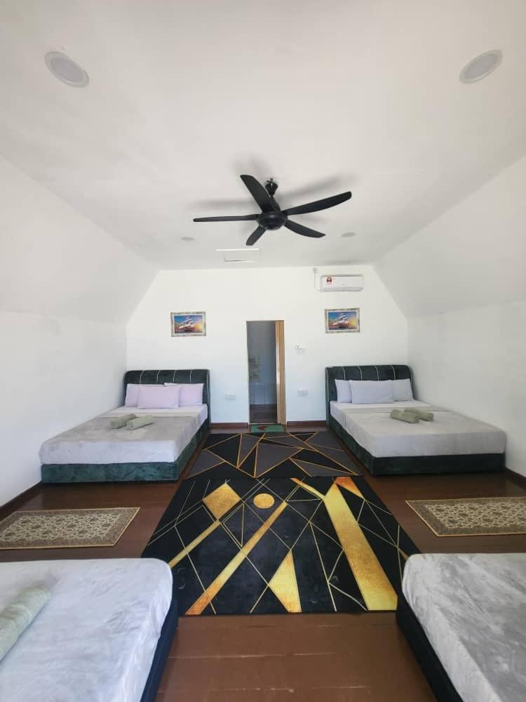 Dewati Roomstay B&B Lang Tengah エクステリア 写真