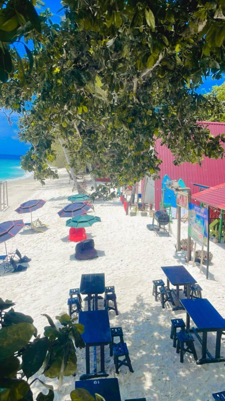 Dewati Roomstay B&B Lang Tengah エクステリア 写真